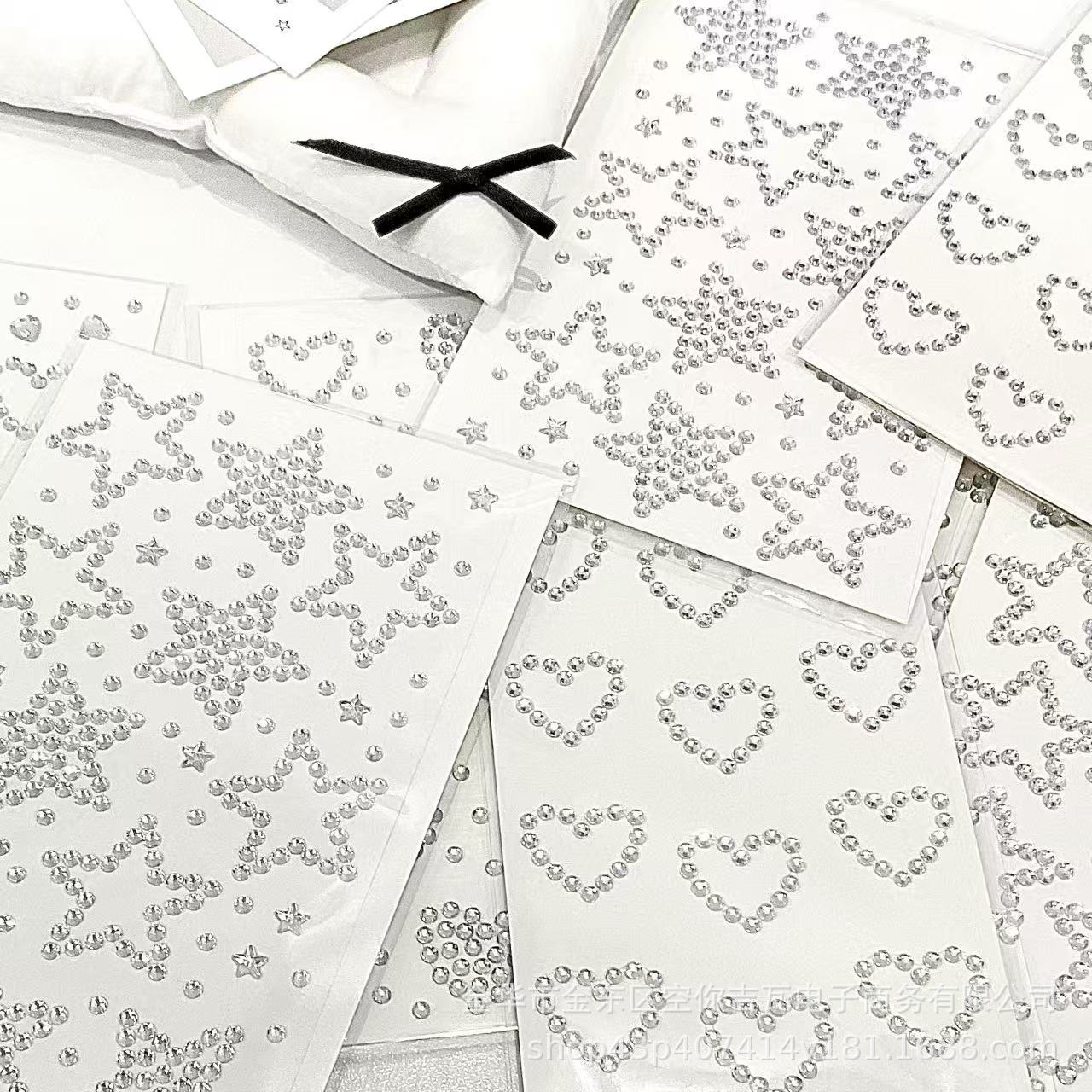 Silberne Stern-Herz-Strass-Auf – Nail Art Bewertung und Preis